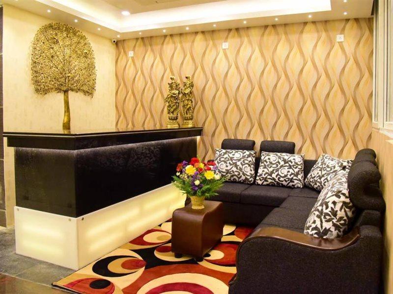 Hotel Sumith Palace Ποντισερί Εξωτερικό φωτογραφία