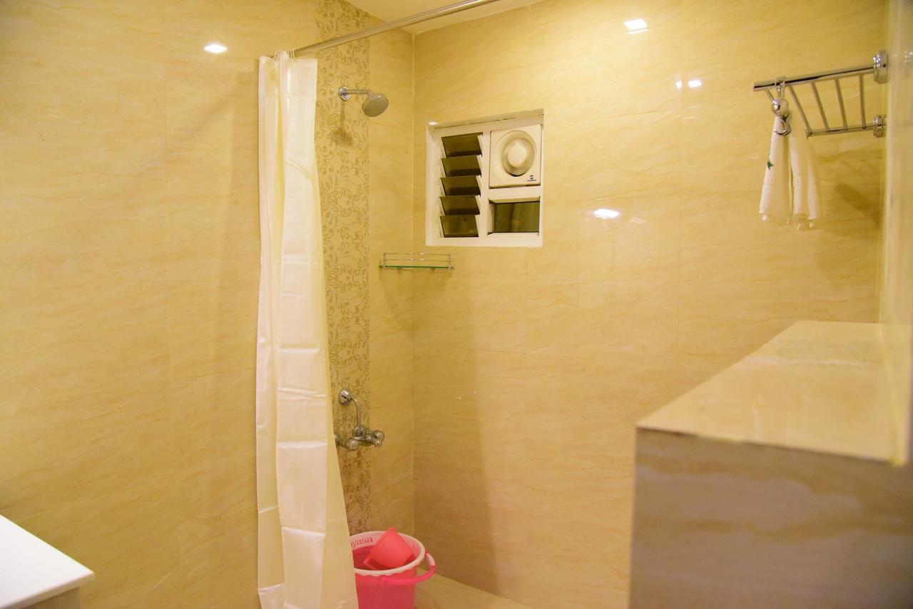 Hotel Sumith Palace Ποντισερί Εξωτερικό φωτογραφία