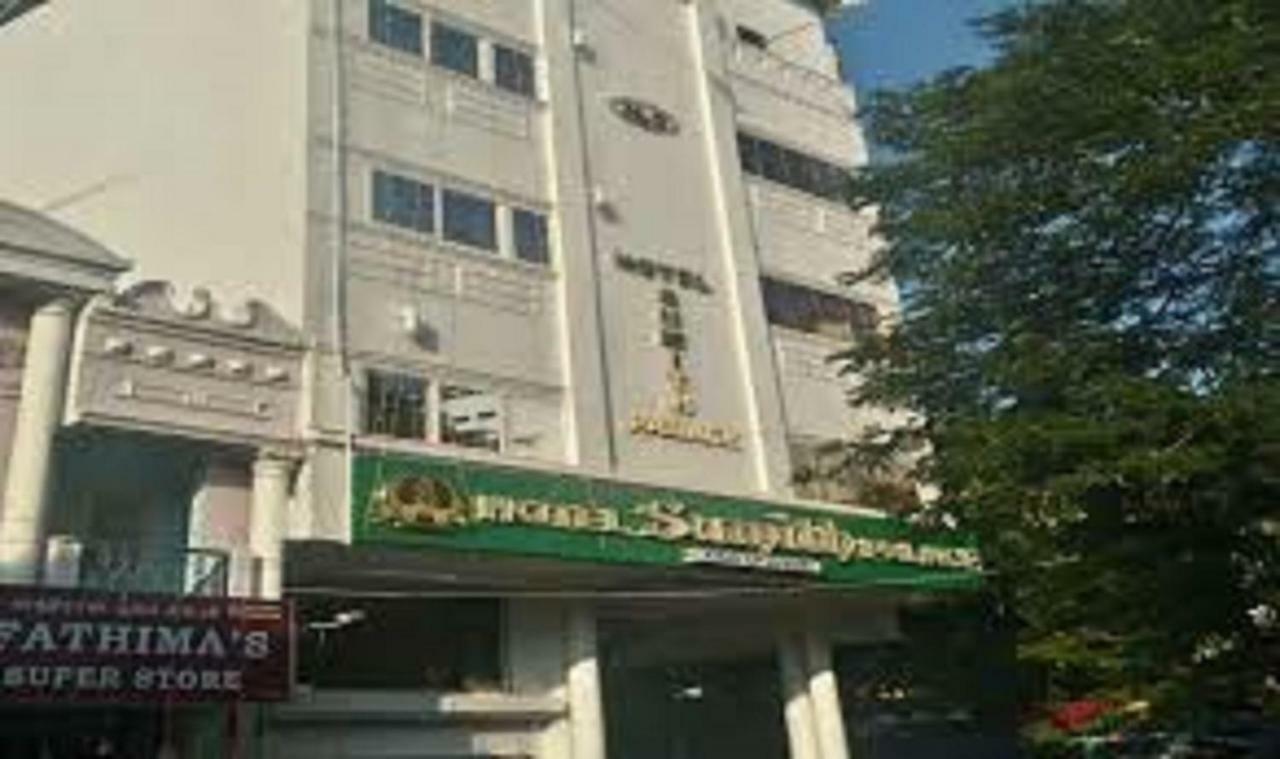 Hotel Sumith Palace Ποντισερί Εξωτερικό φωτογραφία
